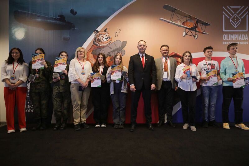 Finał pierwszej edycji ogólnopolskiej Olimpiady Gier Planszowych Instytutu Pamięci Narodowej – Warszawa, 15 kwietnia 2023. Fot. Mikołaj Bujak (IPN)