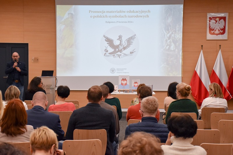 Konferencja dla nauczycieli poświęcona materiałom edukacyjnym