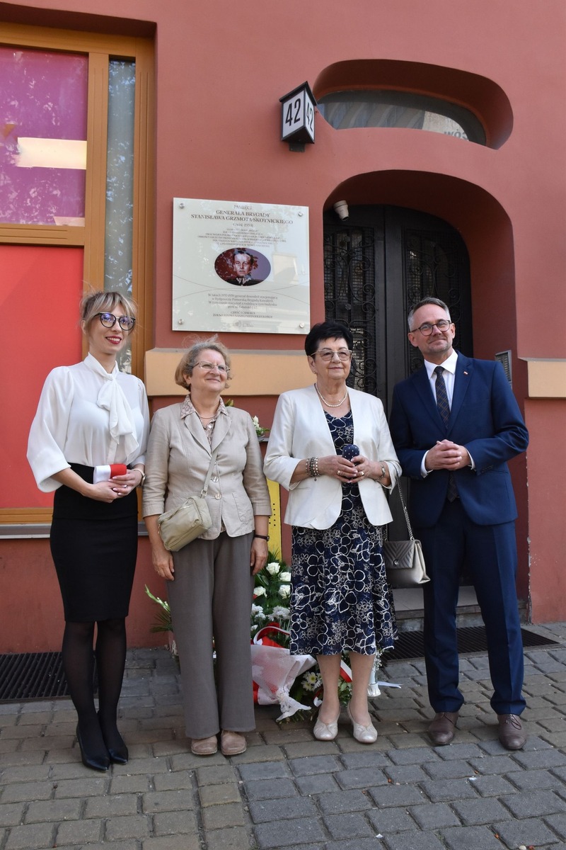 Odsłonięcie tablicy upamiętniającej gen. bryg. Stanisława Grzmota-Skotnickiego - Bydgoszcz, 19 września 2024