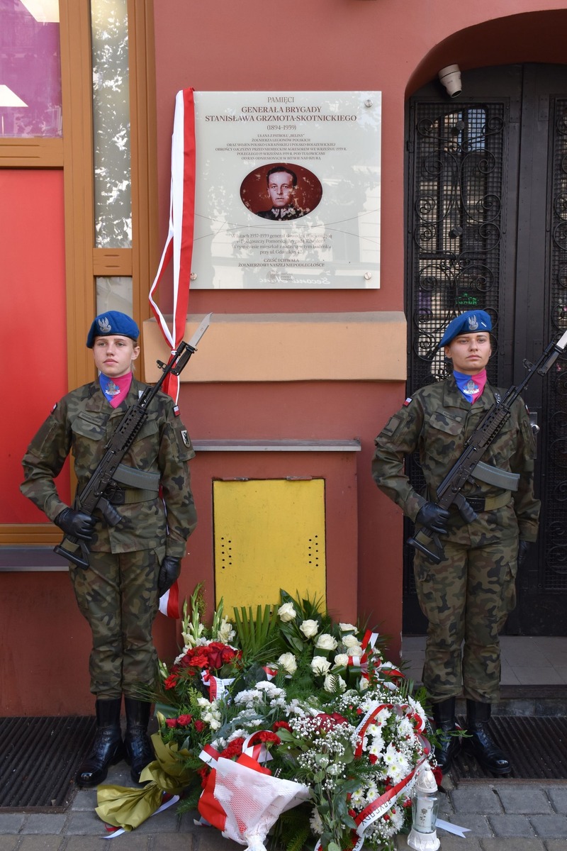 Odsłonięcie tablicy upamiętniającej gen. bryg. Stanisława Grzmota-Skotnickiego - Bydgoszcz, 19 września 2024