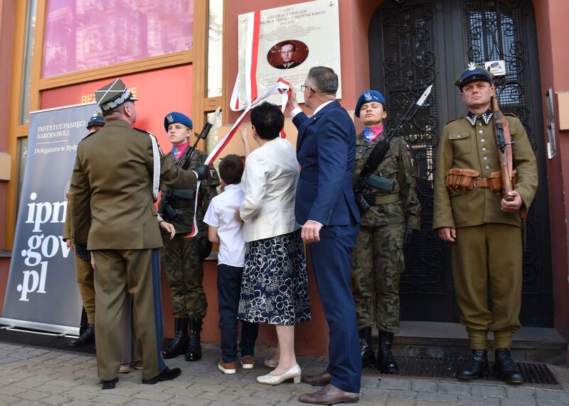 Odsłonięcie tablicy upamiętniającej gen. bryg. Stanisława Grzmota-Skotnickiego - Bydgoszcz, 19 września 2024