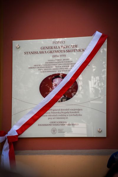 Odsłonięcie tablicy upamiętniającej gen. bryg. Stanisława Grzmota-Skotnickiego - Bydgoszcz, 19 września 2024