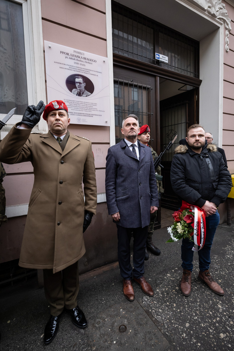 Uroczyste odsłonięcie tablicy ppor. Leszka Białego