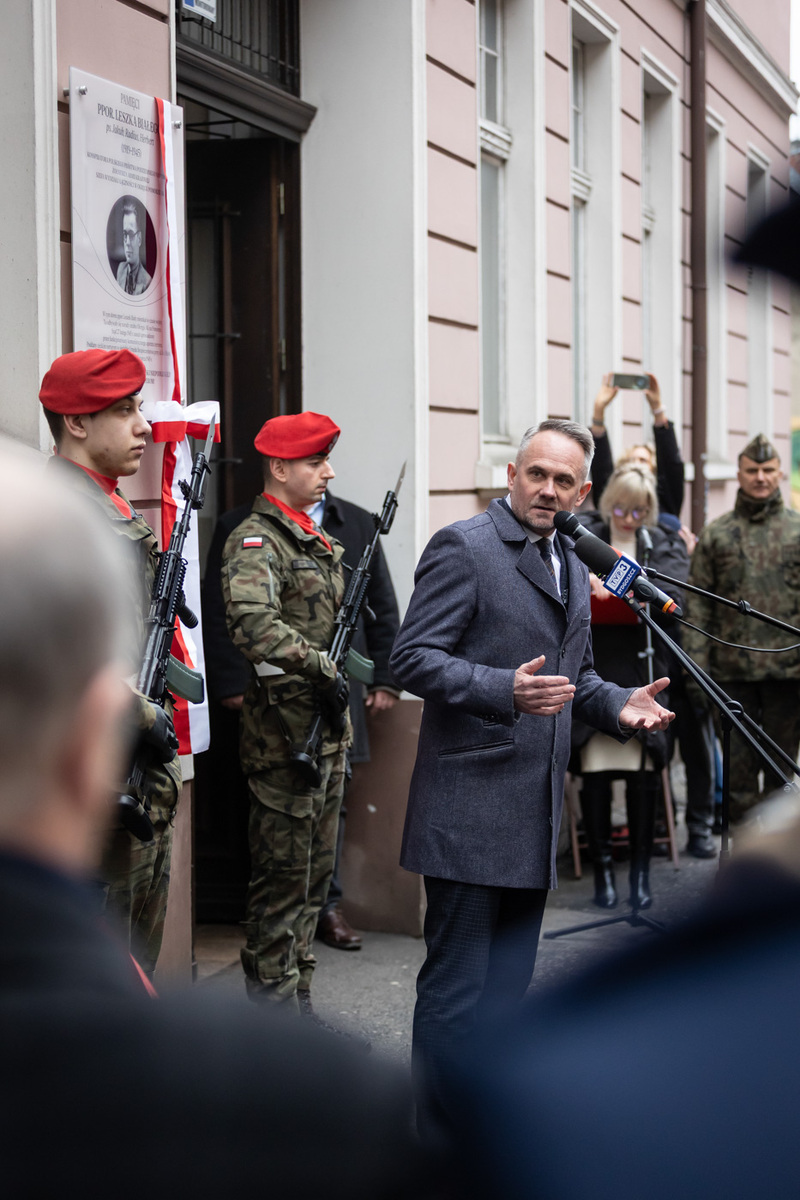 Uroczyste odsłonięcie tablicy ppor. Leszka Białego