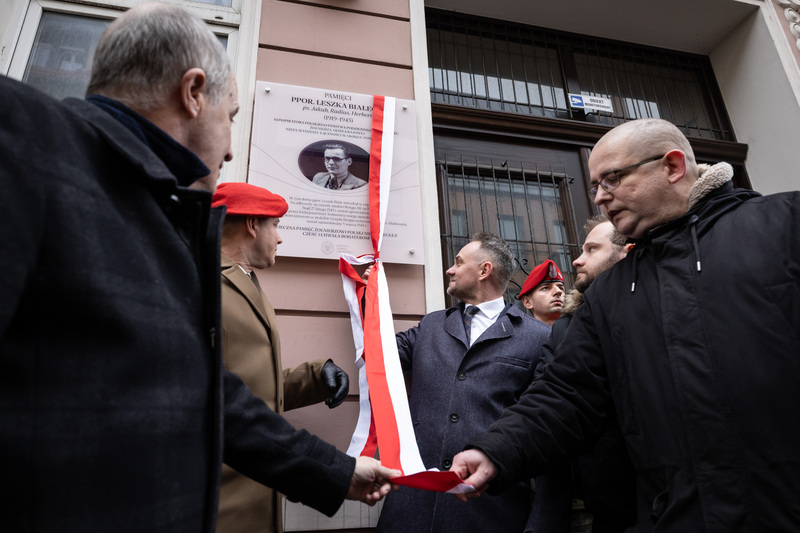 Uroczyste odsłonięcie tablicy ppor. Leszka Białego