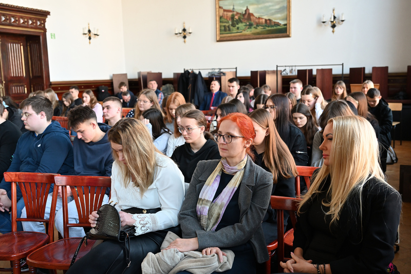 Pokaz filmu „Popiełuszko. Testament wolności” w III LO im. Jana Pawła II w Grudziądzu