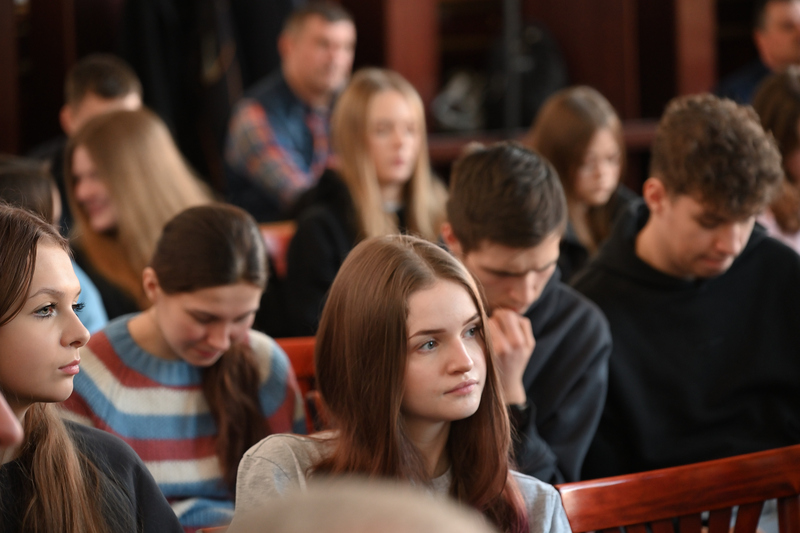 Pokaz filmu „Popiełuszko. Testament wolności” w III LO im. Jana Pawła II w Grudziądzu