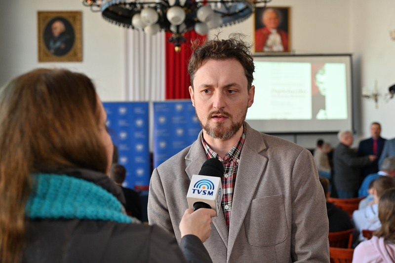 Pokaz filmu „Popiełuszko. Testament wolności” w III LO im. Jana Pawła II w Grudziądzu