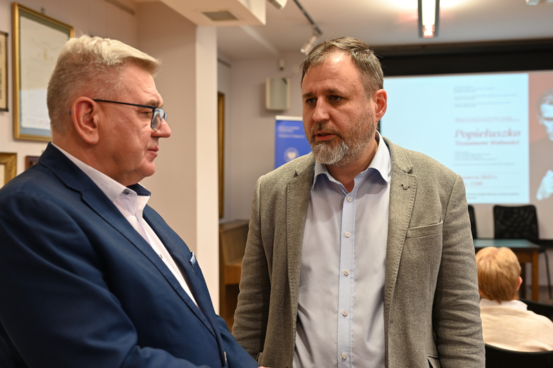 Pokaz filmu o bł. ks. Jerzym Popiełuszce w Instytucie Kardynała Józefa Glempa w Inowrocławiu