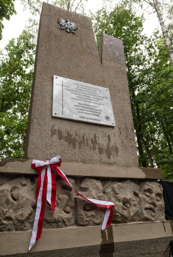Odnowiony pomnik Walki i Męczeństwa, fot. Roman Jocher