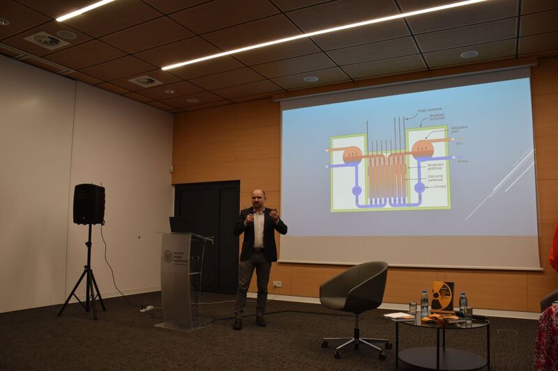 Dr Kamil Dworaczek, autor książki „W cieniu radioaktywnej chmury. Konsekwencje katastrofy czarnobylskiej w Polsce” – Bydgoszcz, 25 kwietnia 2023. Fot. Izabela Mazanowska (IPN)