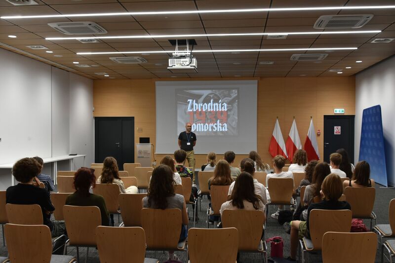 Spotkanie w ramach cyklu edukacyjnego „Źródła mówią", na zdjęciu Mirosław Sprenger, fot. Patryk Malendowicz.