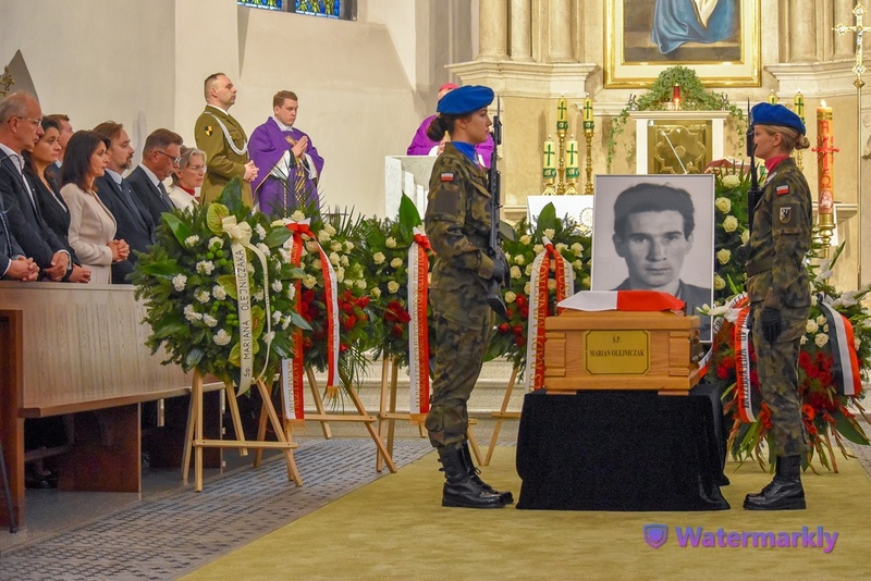 Uroczystości pogrzebowe Mariana Olejniczaka, fot. Piotr Wiejak