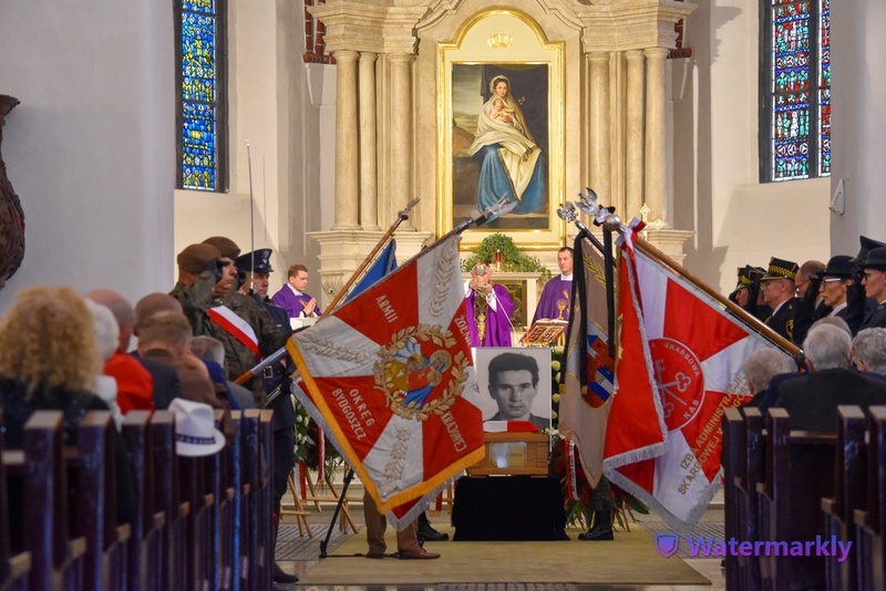 Uroczystości pogrzebowe Mariana Olejniczaka, fot. Piotr Wiejak