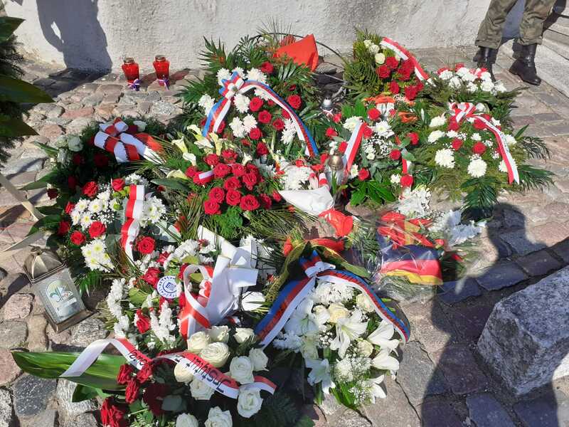 Uroczystość ku czci poległych i pomordowanych w okresie II wojny światowej