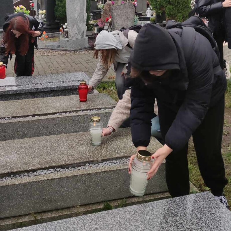 XV edycja akcji medialno-edukacyjnej „Zapal znicz pamięci”