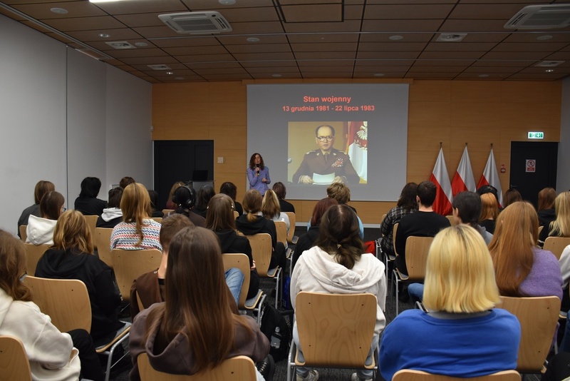 Akcja edukacyjna „Historia przez pokolenia. Stan wojenny”