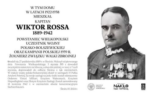 Odsłonięcie tablicy pamiątkowej kpt. Wiktora Rossy
